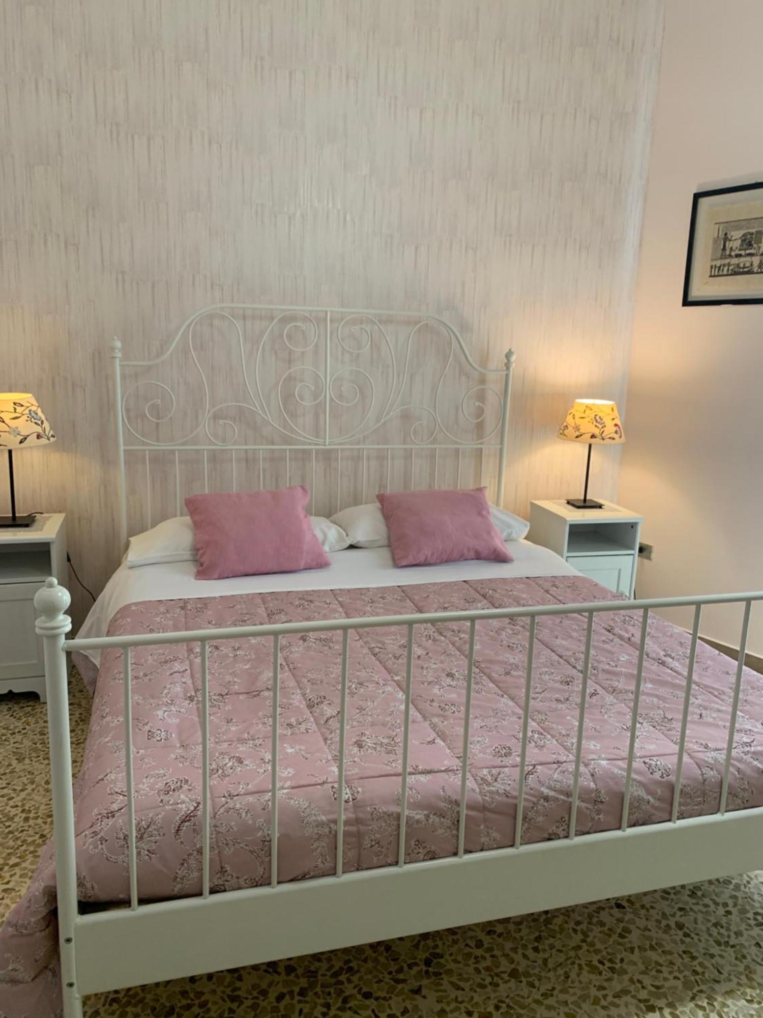 La Casa Di Chicca Apartman Lecce Kültér fotó