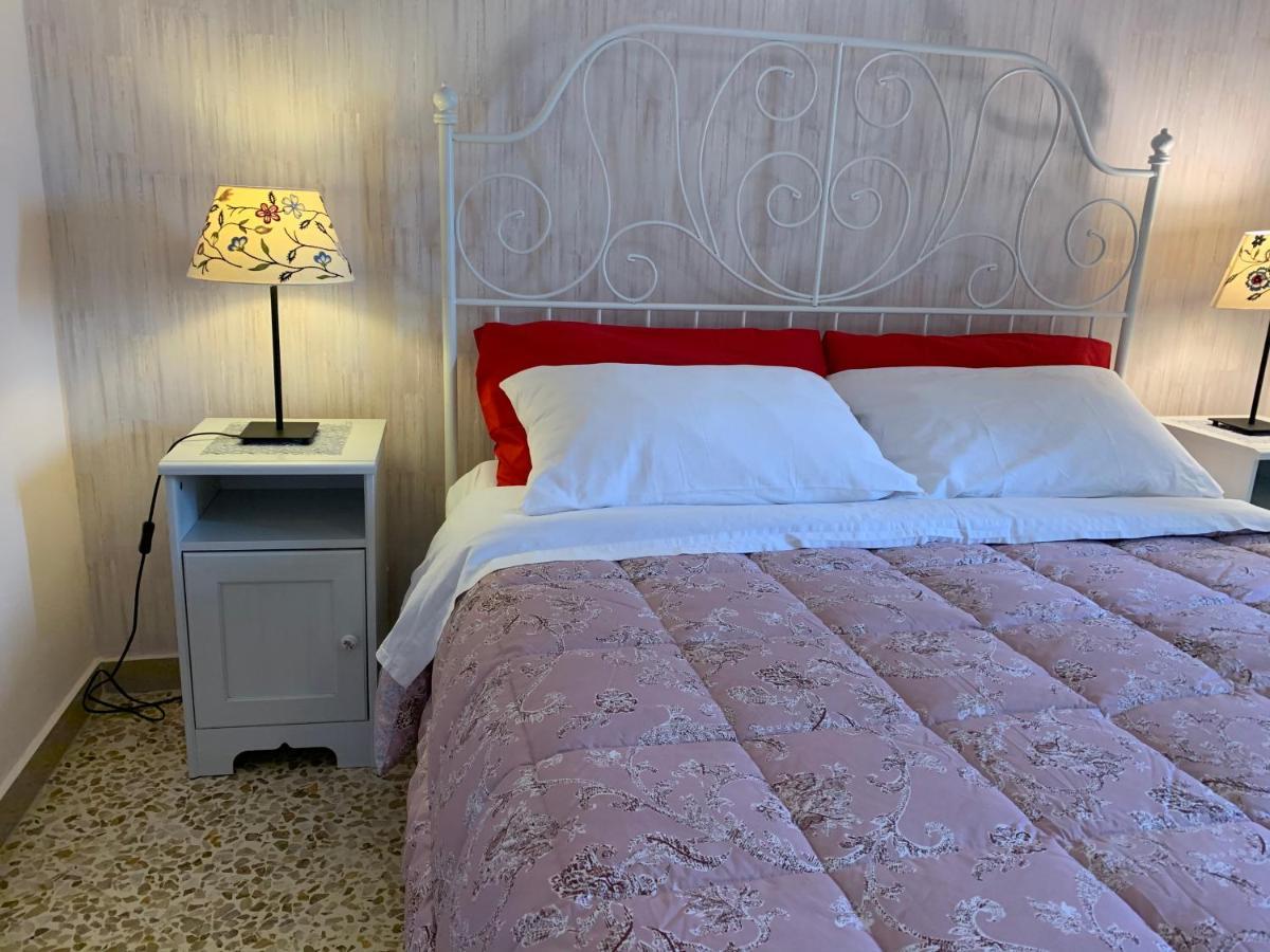 La Casa Di Chicca Apartman Lecce Kültér fotó