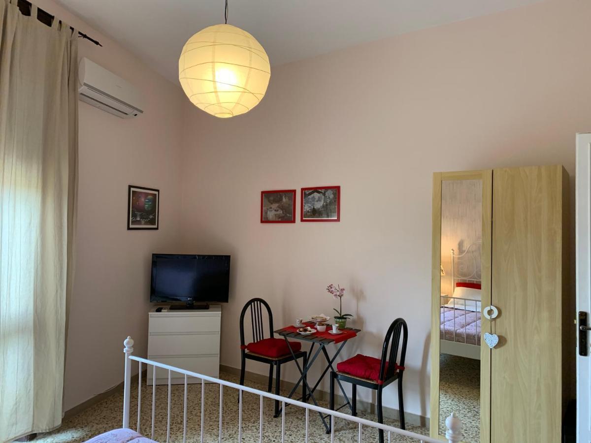 La Casa Di Chicca Apartman Lecce Kültér fotó